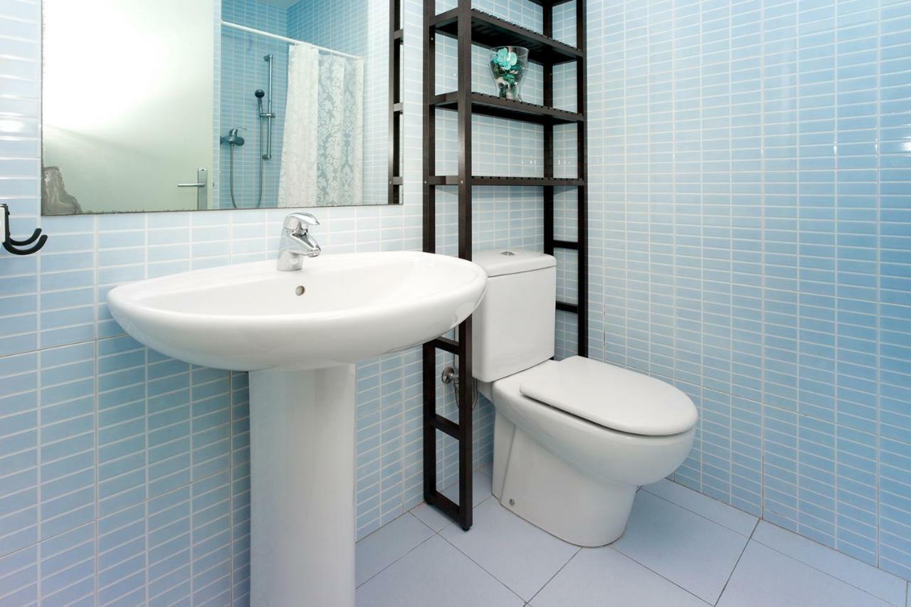 Apartamento Con Terraza, Balcon De Barcelona Esplugues de Llobregat Exteriör bild